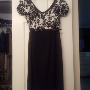 Scoop neck dress